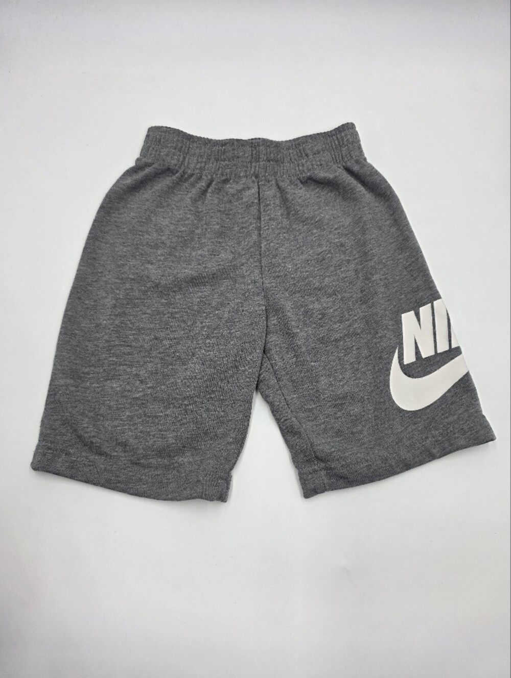 Nike boys' gray sweatshorts size 7